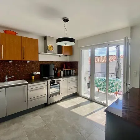 Maison Bord De Mer Idealement Placee 120m2
